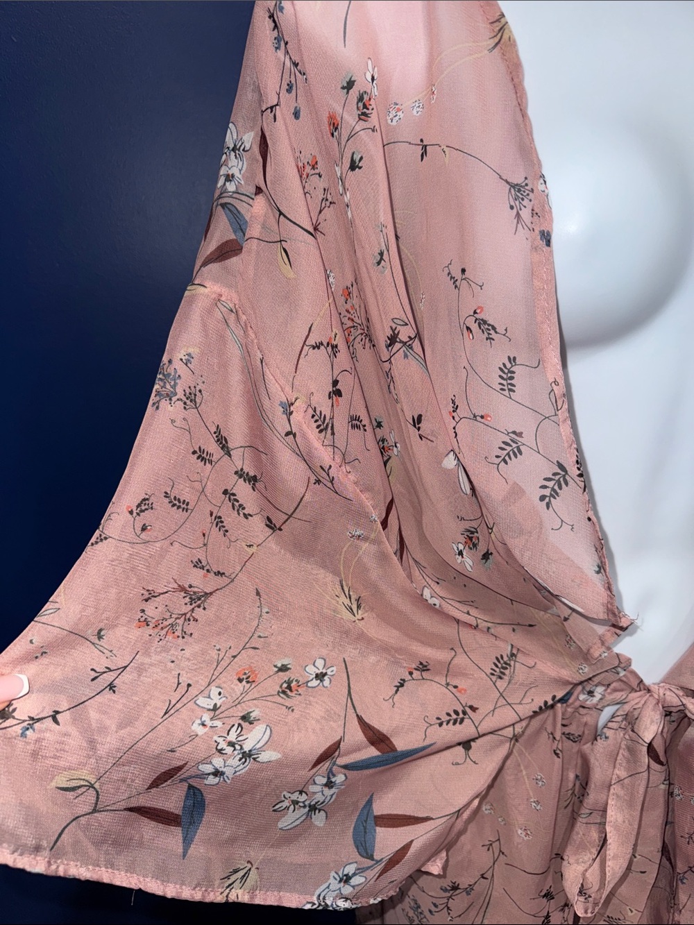 Blush Pink Floral Front-Tie Kimono Robe– Size 2XL–3XL - Picture 5 of 12